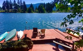 Long Lake Waterfront Bed And Breakfast